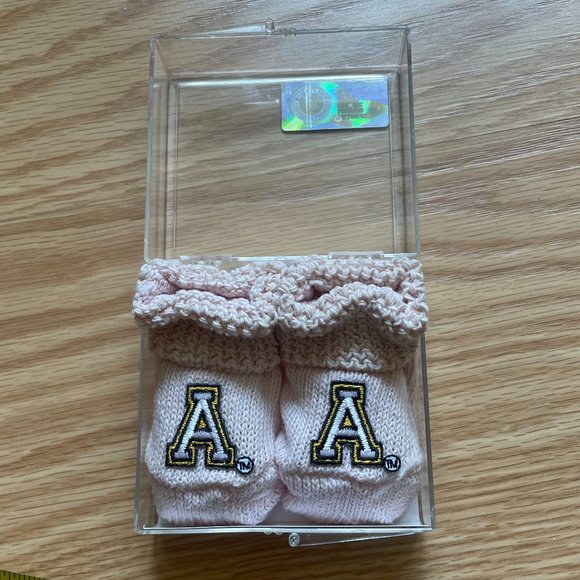Two Feet Ahead Pink Booties Appalachian State - NWT and in Original Box - Picture 1 of 4